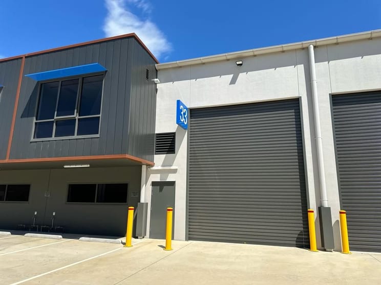 Click to view all images 275 ANNANGROVE ROAD Rouse Hill NSW 2155 - Image 2