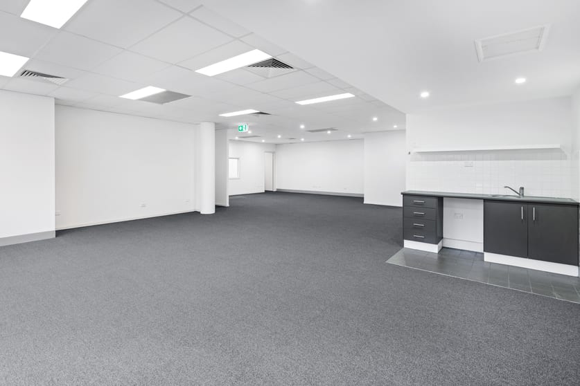 Click to view all images 1/61-63 Commercial Drive Shailer Park QLD 4128 - Image 3