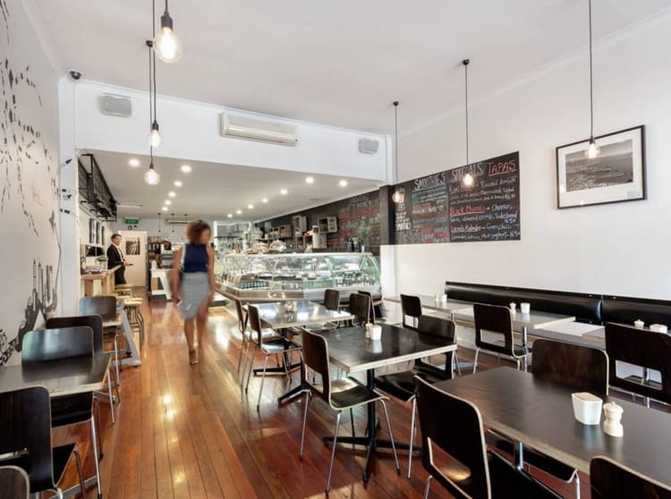 Click to view all images 285 Racecourse Road Kensington VIC 3031 - Image 3