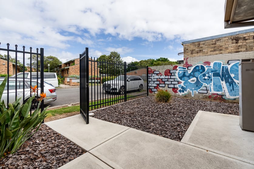 Click to view all images 6 Hassall Street Hamilton South NSW 2303 - Image 2