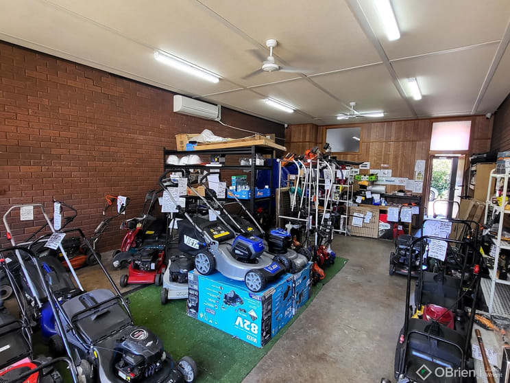 Click to view all images 2/130-132 Thompson Avenue Cowes VIC 3922 - Image 2