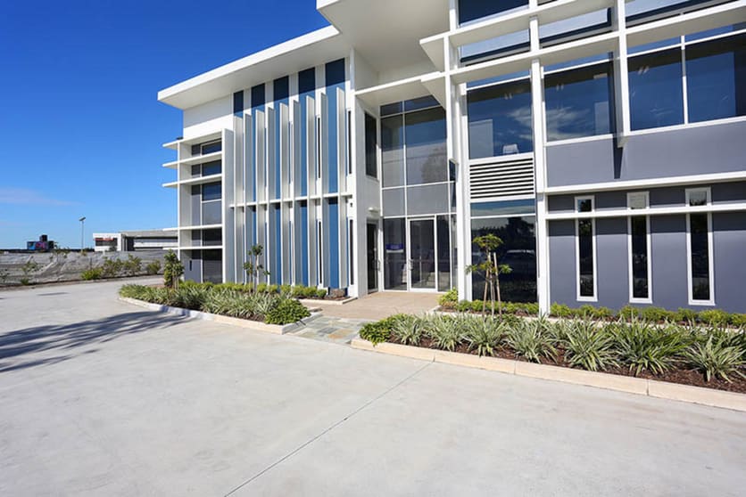 Click to view all images 2/31 Amy Johnson Place Eagle Farm QLD 4009 - Image 1
