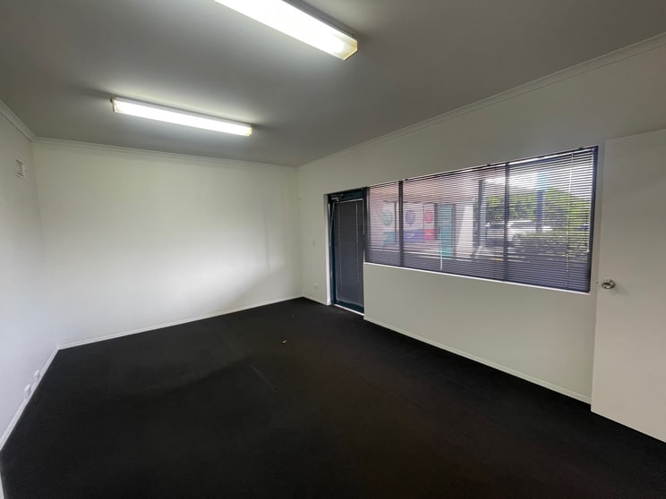 Click to view all images 7,8/8 Corporation Circuit Tweed Heads South NSW 2486 - Image 3