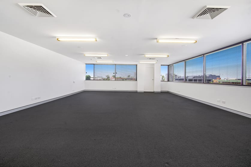 Click to view all images Level 6/85 Smith Street Wollongong NSW 2500 - Image 3