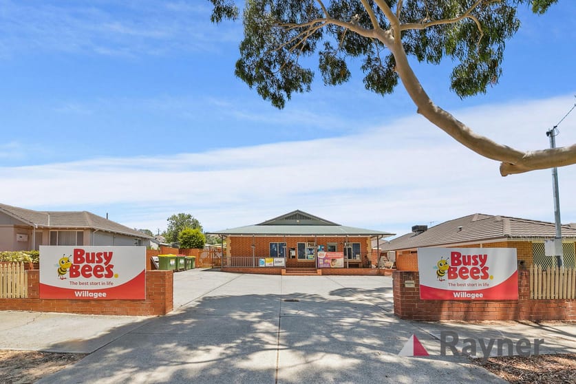 Click to view all images 14 Webber Street Willagee WA 6156 - Image 2