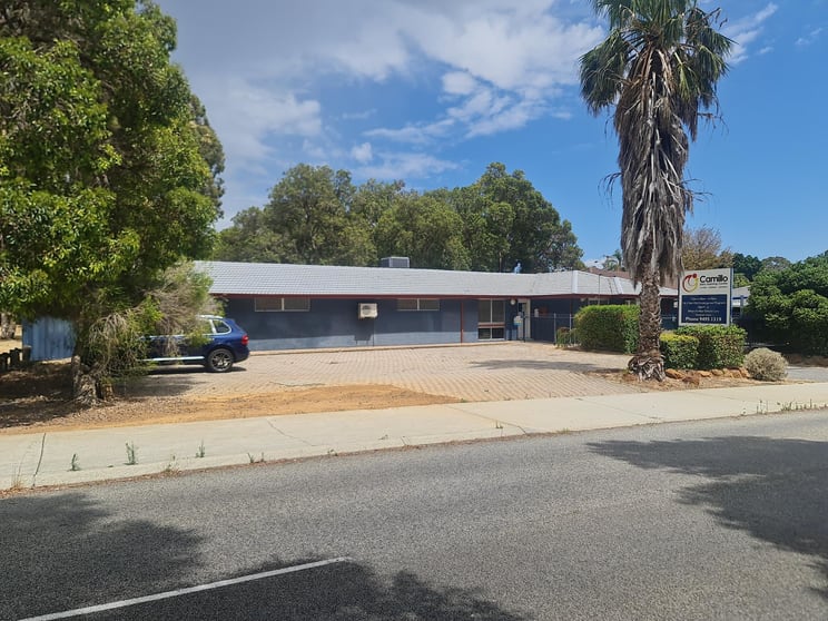 Click to view all images 93 Cammillo Road Camillo WA 6111 - Image 3