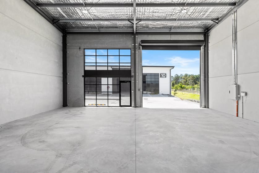Click to view all images Unit 8, 77 Camfield Drive Heatherbrae NSW 2324 - Image 2