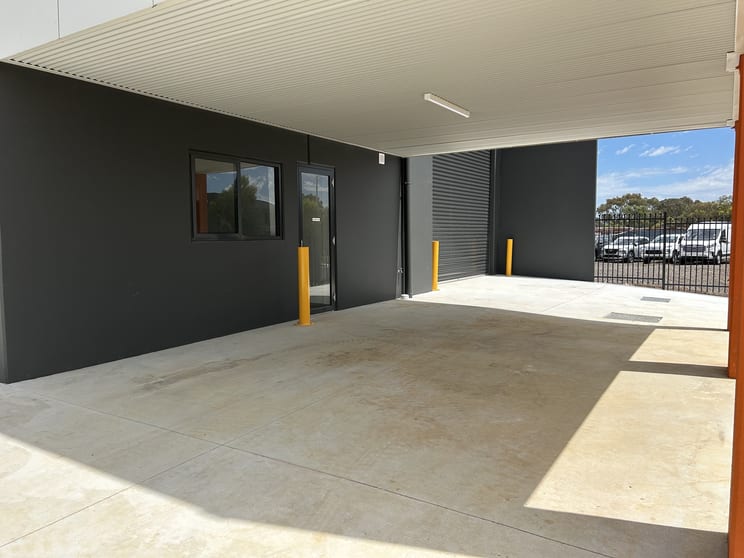 Click to view all images 13 Zal Street Melton VIC 3337 - Image 3