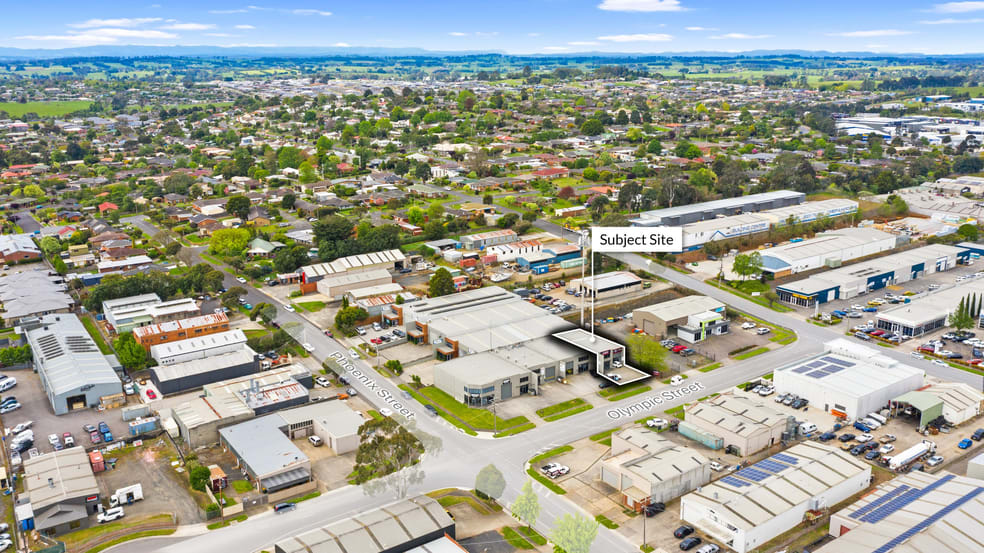 Click to view all images 9 Olympic Street Warragul VIC 3820 - Image 2