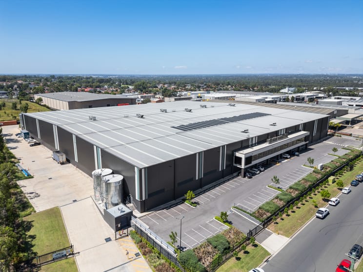 Click to view all images 42 Cox Place Glendenning NSW 2761 - Image 1
