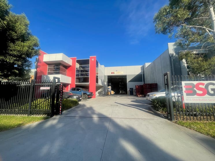 Click to view all images 12 Arctic Court Keysborough VIC 3173 - Image 1