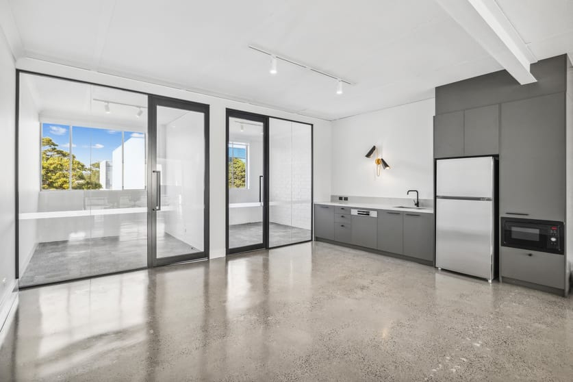Click to view all images 6/15 Orchard Road Brookvale NSW 2100 - Image 1
