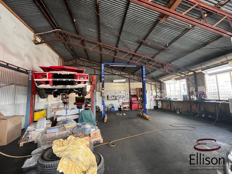 Click to view all images 1/15 Logan River Road Beenleigh QLD 4207 - Image 2
