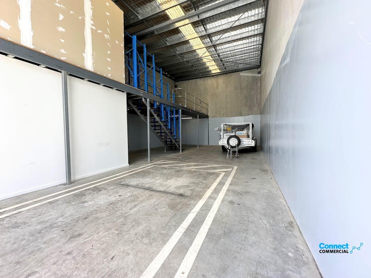 Click to view all images 5/55 Commerce Circuit Yatala QLD 4207 - Image 2