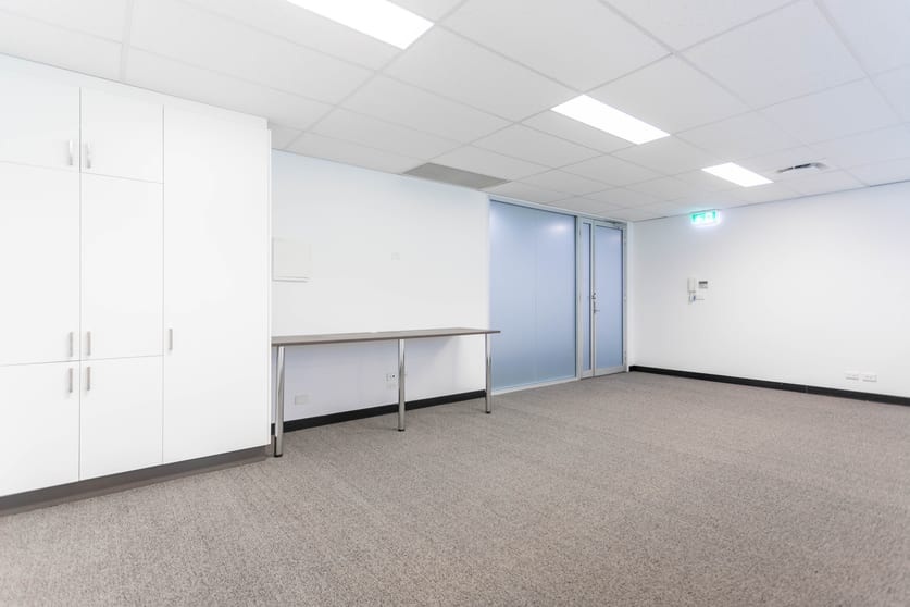 Click to view all images 24/6 Meridian Place Bella Vista NSW 2153 - Image 2