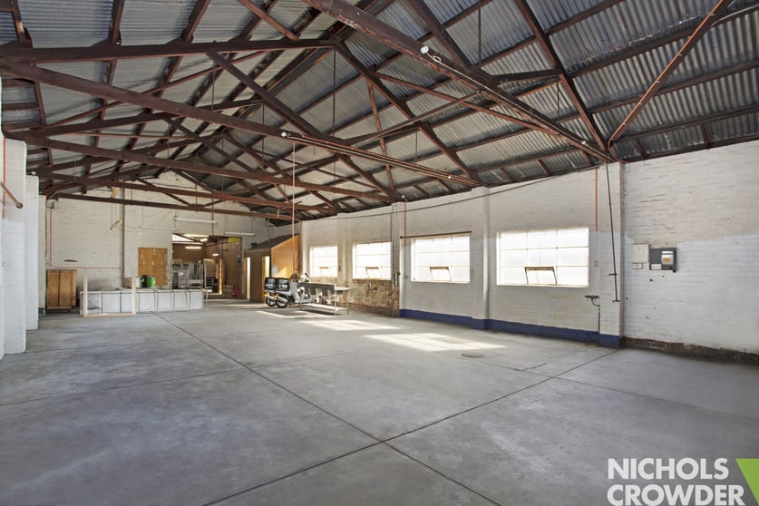 Click to view all images 303 Reserve Road Cheltenham VIC 3192 - Image 3