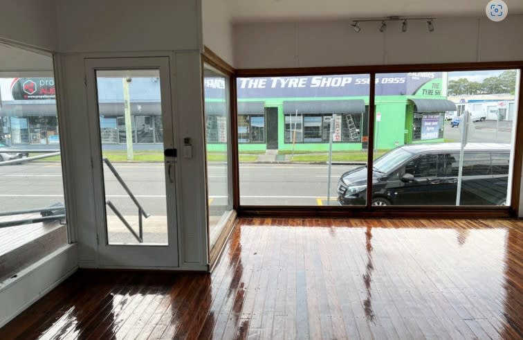 Click to view all images 55 Johnston Street Southport QLD 4215 - Image 2