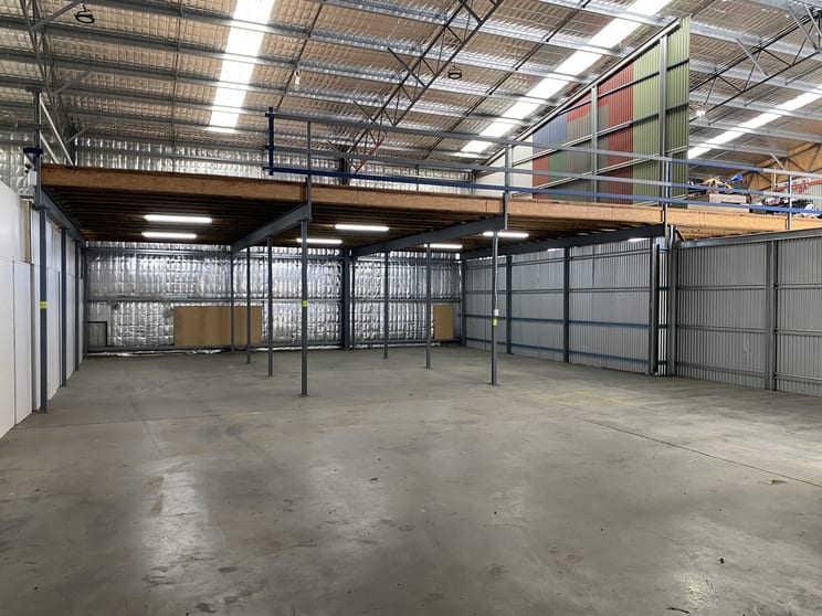Click to view all images Unit 1 & 2/16 Mildura Street Fyshwick ACT 2609 - Image 3