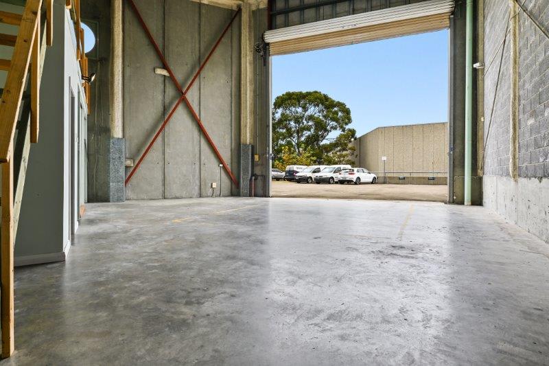 Click to view all images 17/376-380 Eastern Valley Way Chatswood NSW 2067 - Image 3
