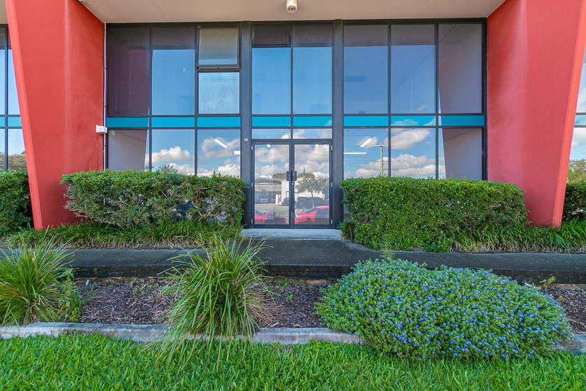Click to view all images 19/25 Ourimbah Road Tweed Heads NSW 2485 - Image 2