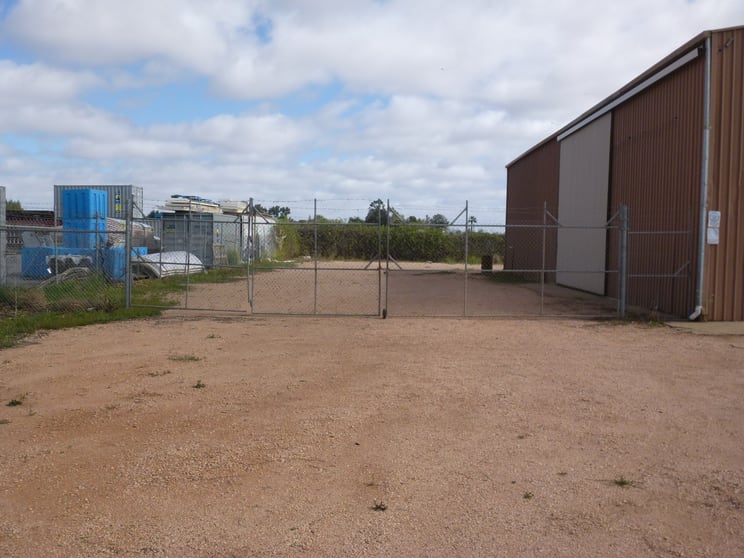 Click to view all images 3 Harris Close Irymple VIC 3498 - Image 2