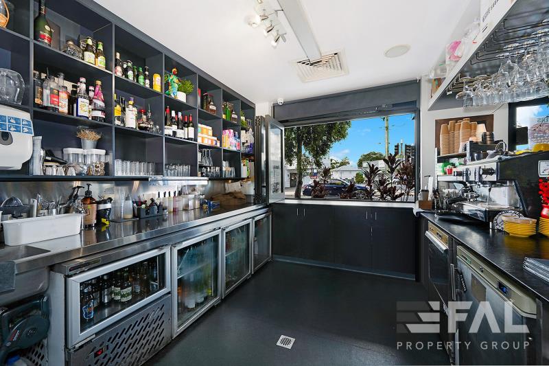 Click to view all images Shop 4/296 Oxley Road Graceville QLD 4075 - Image 2