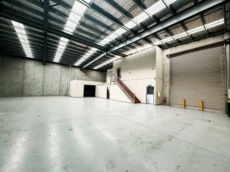 Click to view all images 3/385 McClelland Drive Langwarrin VIC 3910 - Image 3