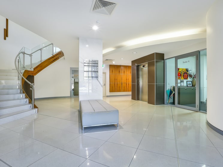 Click to view all images 7 & 8/3950 Pacific Highway Loganholme QLD 4129 - Image 3