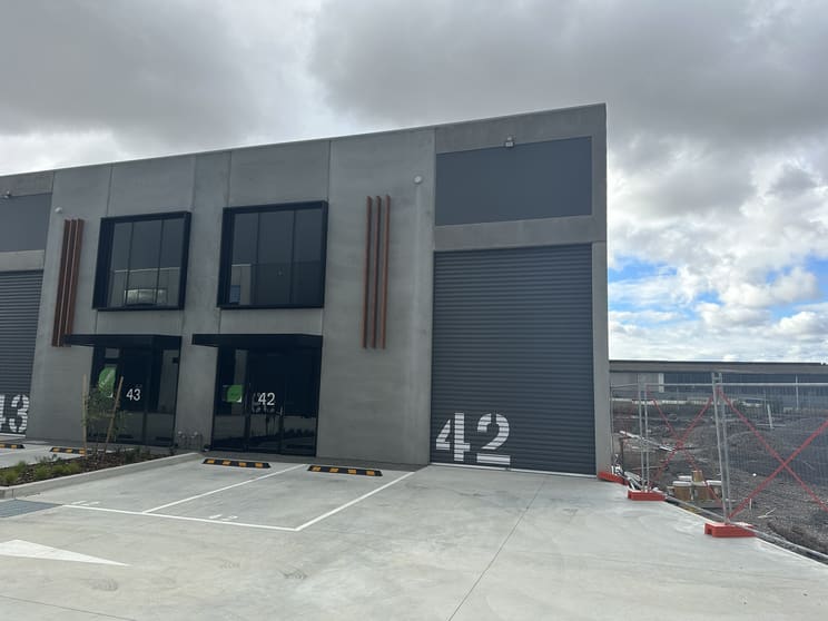 Click to view all images 42/21-25 Chambers Road Altona North VIC 3025 - Image 3