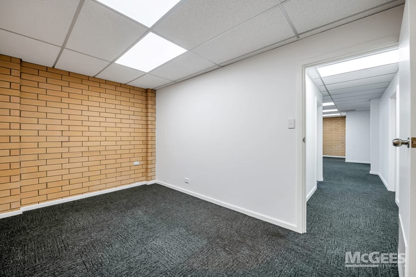 Click to view all images Level 1, 7/31-33 Hindley Street Adelaide SA 5000 - Image 3