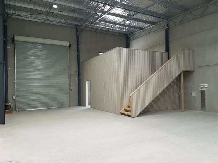 Click to view all images Unit 304/12 Pioneer Avenue Tuggerah NSW 2259 - Image 3