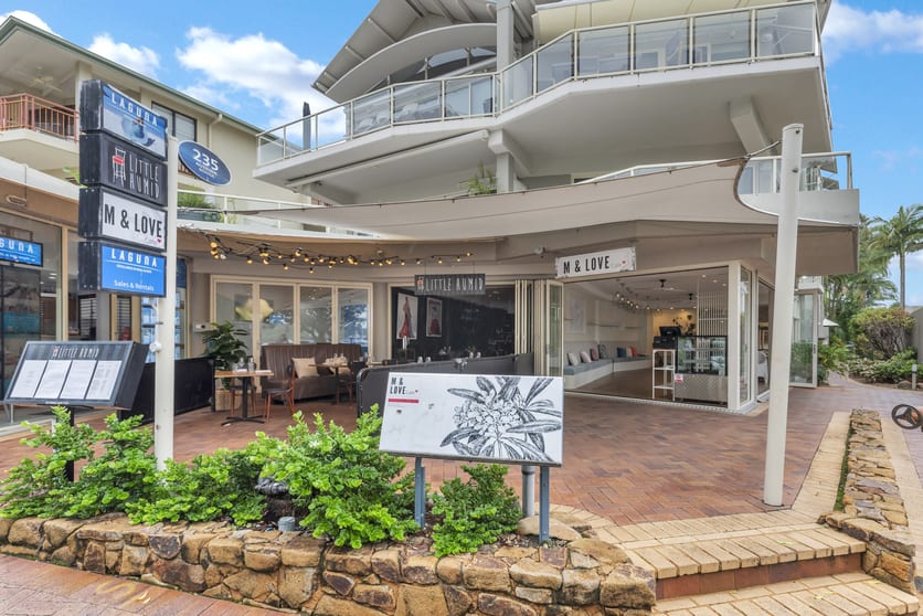 Click to view all images 1/235 Gympie Terrace Noosaville QLD 4566 - Image 3
