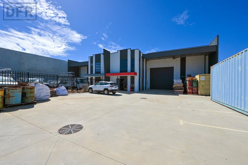 Click to view all images 1/26 Boom Street Gnangara WA 6077 - Image 2
