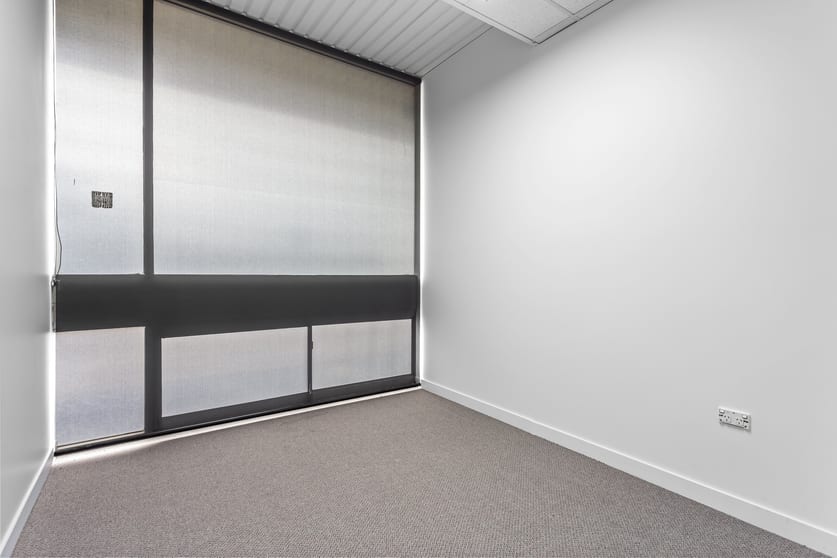 Click to view all images Suite 2/184 Musgrave Street Berserker QLD 4701 - Image 3