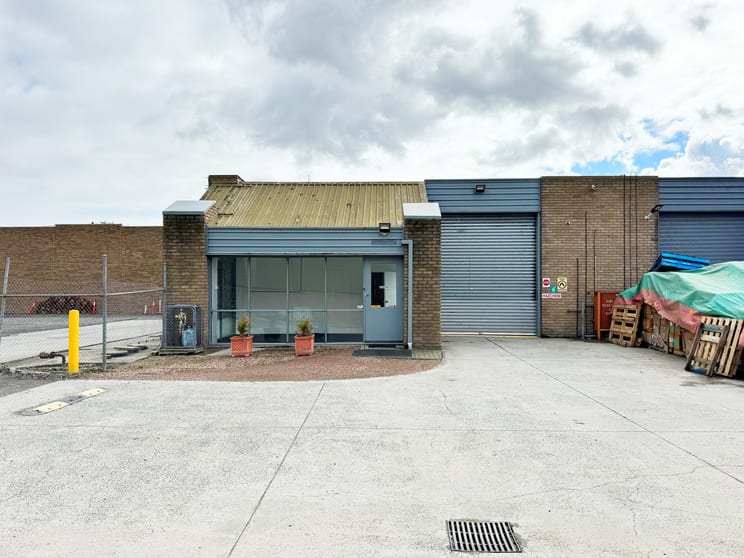 Click to view all images 4/314-316 Hammond Road Dandenong South VIC 3175 - Image 2