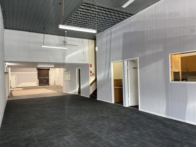 Click to view all images 185 Moorabool Street Geelong VIC 3220 - Image 2