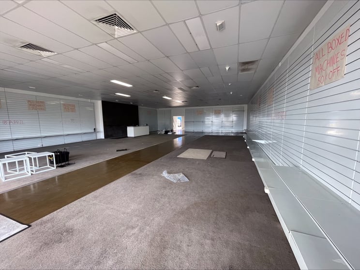 Click to view all images 4/14 Heaths Road Mount Pleasant QLD 4740 - Image 3