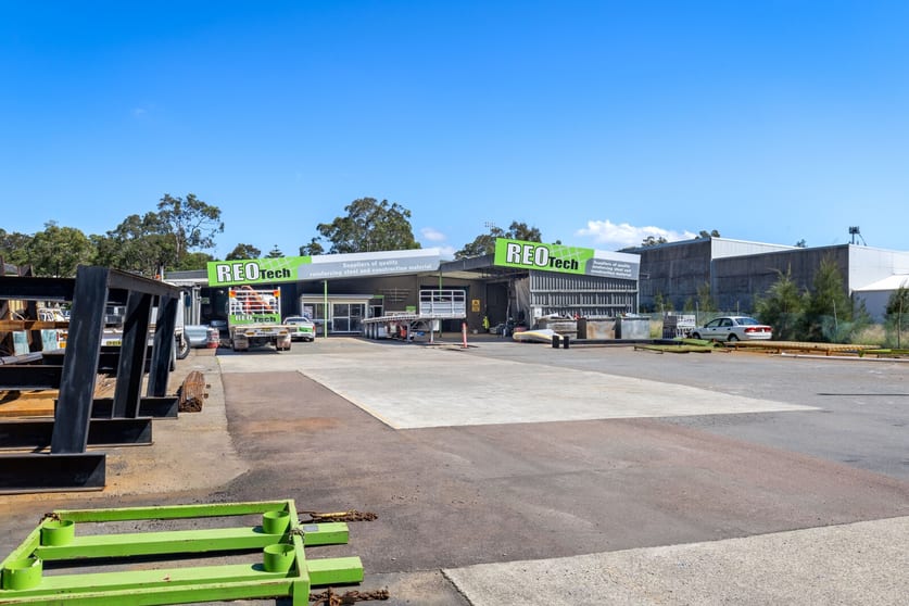 Click to view all images 350 Soldiers Point Road Salamander Bay NSW 2317 - Image 1