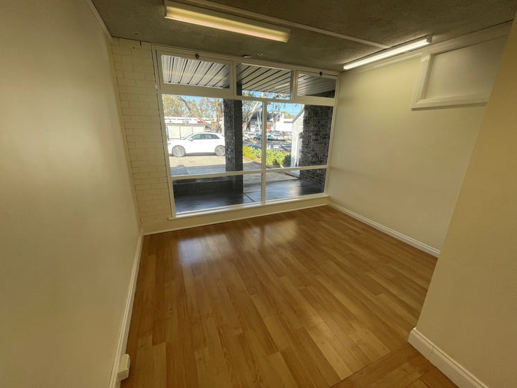 Click to view all images Unit 3, 1263 North East Road Ridgehaven SA 5097 - Image 3