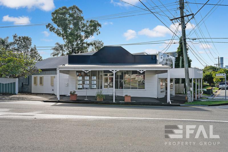 Click to view all images 25 Nash Street Paddington QLD 4064 - Image 2