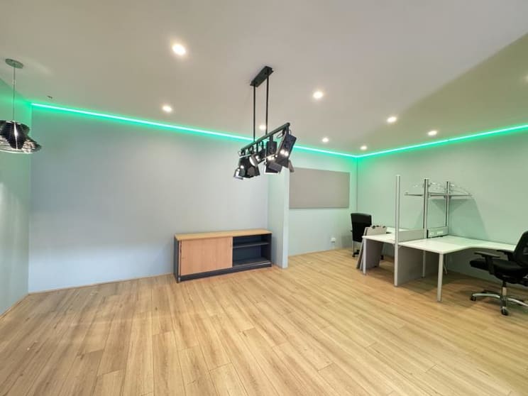 Click to view all images Unit 14, 3 Rocklea Drive Port Melbourne VIC 3207 - Image 3
