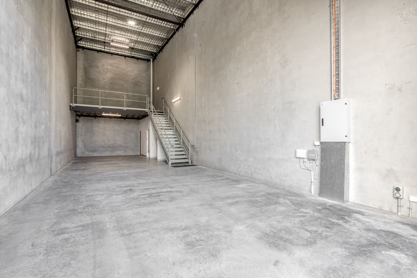 Click to view all images 4/28-32 Loam Street Acacia Ridge QLD 4110 - Image 2