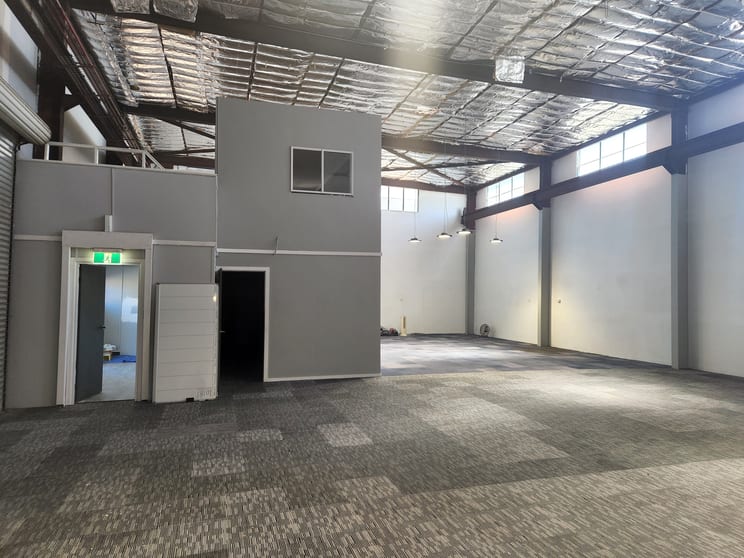 Click to view all images 2&3/183 The Entrance Road Erina NSW 2250 - Image 2