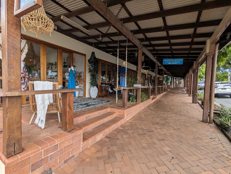 Click to view all images 6/18/20 Macrossan Port Douglas QLD 4877 - Image 2