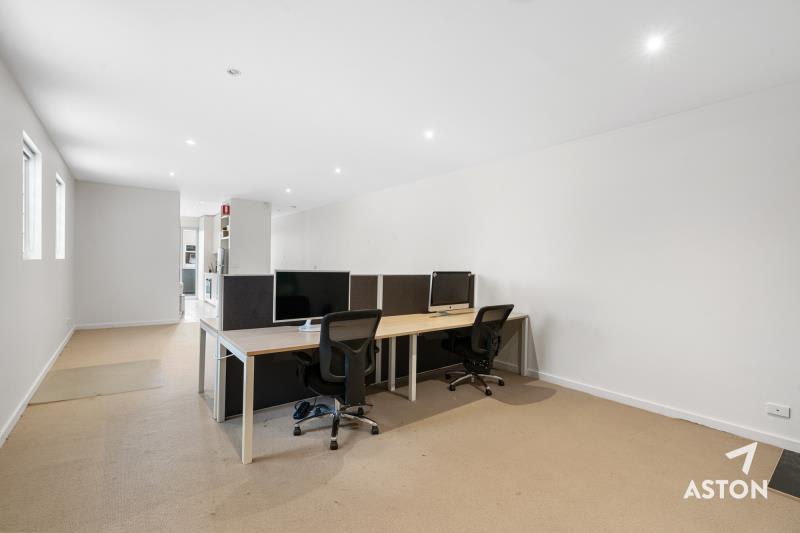 Click to view all images Ground Shop/1/592 Chapel Street South Yarra VIC 3141 - Image 3