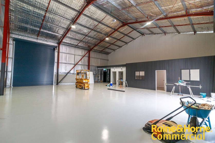Click to view all images 2/9 Asset Way Dubbo NSW 2830 - Image 3