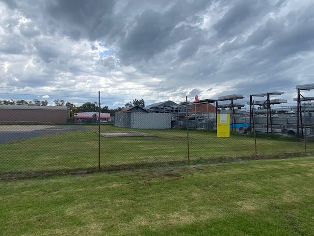 Click to view all images Yard/60 Oliver Street Inverell NSW 2360 - Image 2