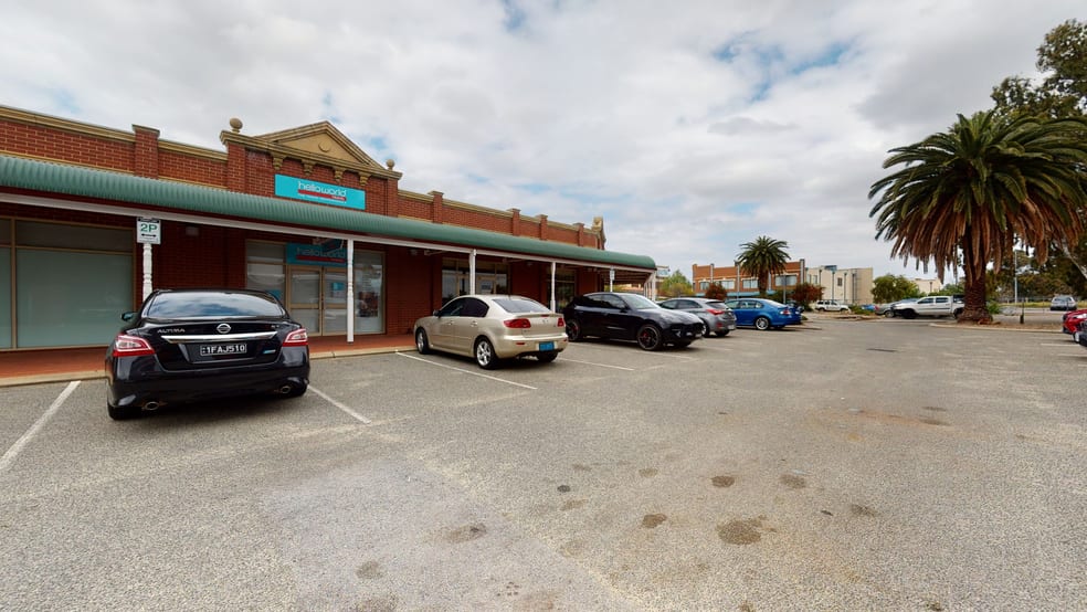 Click to view all images 8a/53 The Crescent Midland WA 6056 - Image 3