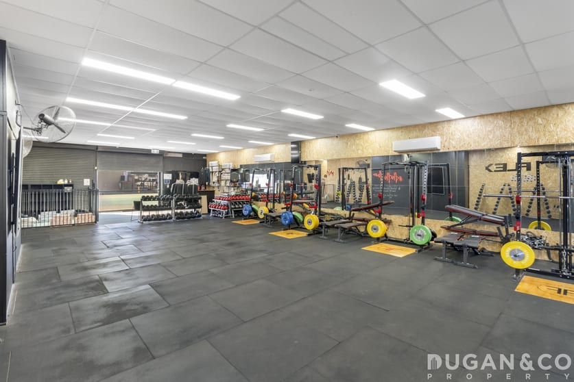 Click to view all images 128 Tingal Road Wynnum QLD 4178 - Image 3