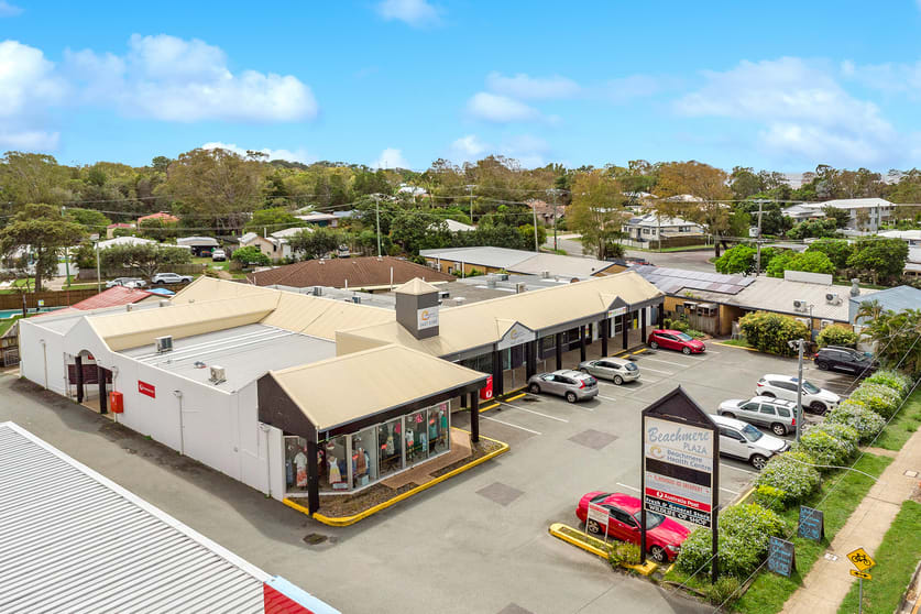 Click to view all images 874 Beachmere Road Beachmere QLD 4510 - Image 1